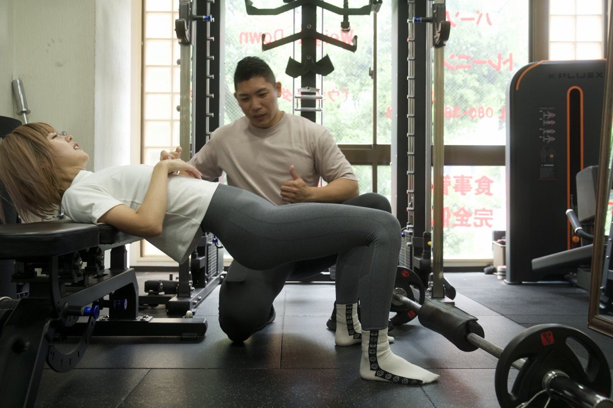 灘区のパーソナルジムで40代50代向けのトレーニング指導