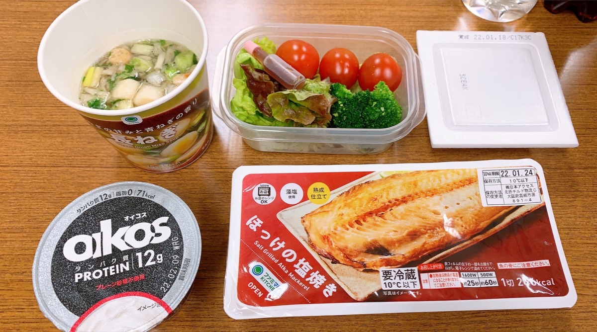 コンビニで選んだダイエット向けの夜ご飯の組み合わせ